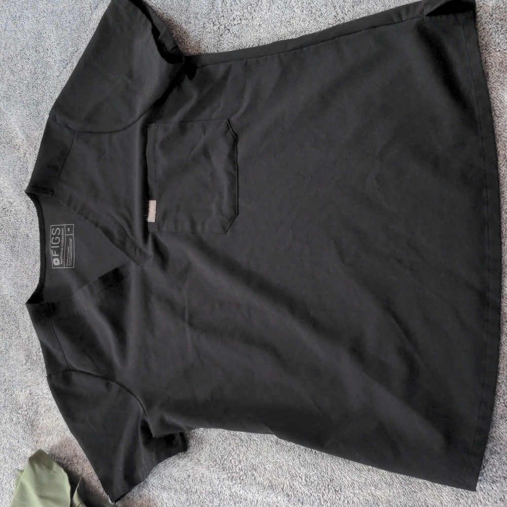 Figs Women's M Top